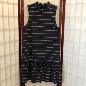 Abercrombie and Fitch NWOT navy blue white stripe dress medium